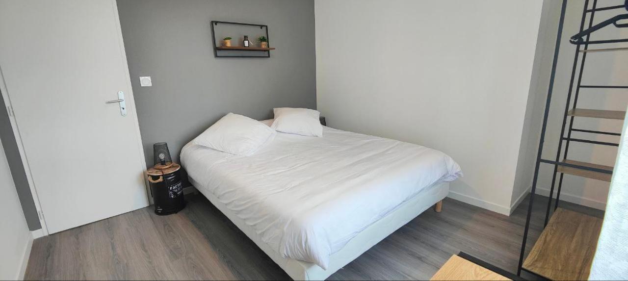 Appartements A Theme แคลร์มงต์-แฟร์รองด์ ภายนอก รูปภาพ