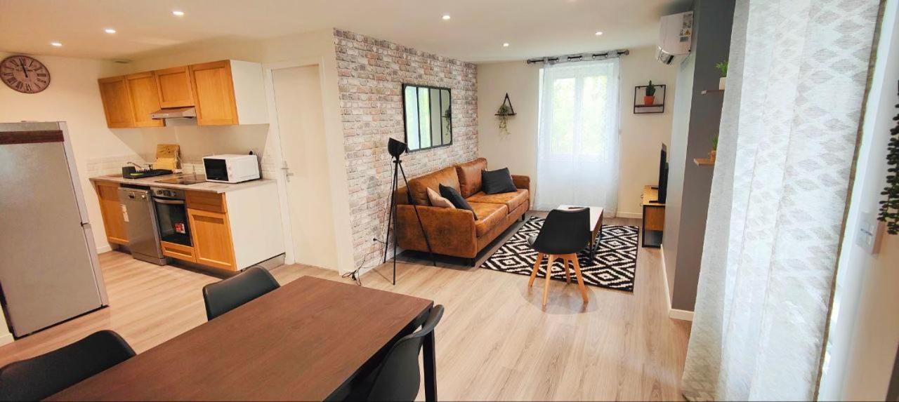 Appartements A Theme แคลร์มงต์-แฟร์รองด์ ภายนอก รูปภาพ