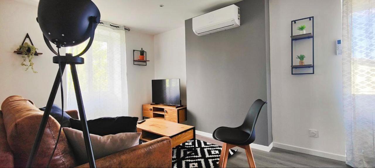 Appartements A Theme แคลร์มงต์-แฟร์รองด์ ภายนอก รูปภาพ